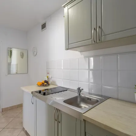 Marica Apartment *