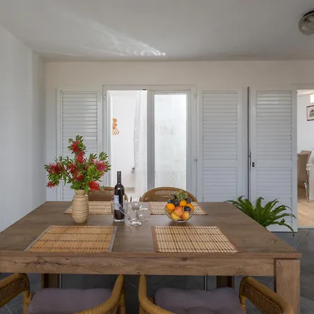 Marica Apartment *